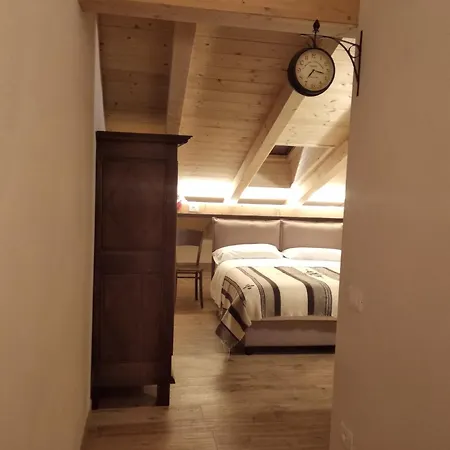 Maison Soleil - In Mansarda - Affitti Brevi Italia Apartment *